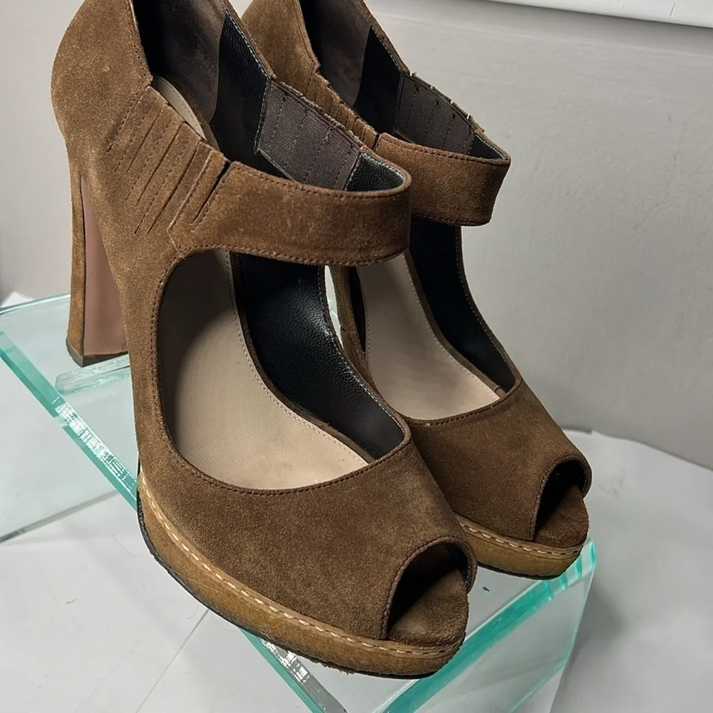PRADA Sz 40 Brown Suede Rubber Platform Peep Toe Elastic Mary Jane 3.5” Heels